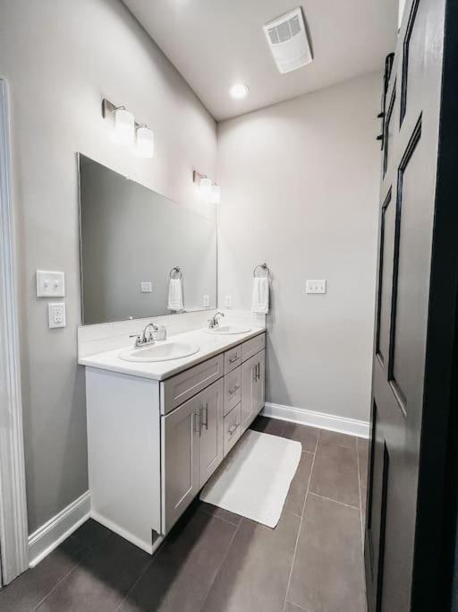 New Luxury Townhome Youngsville エクステリア 写真