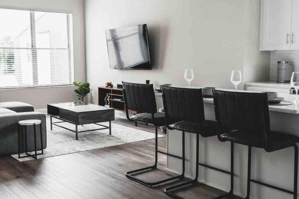 New Luxury Townhome Youngsville エクステリア 写真